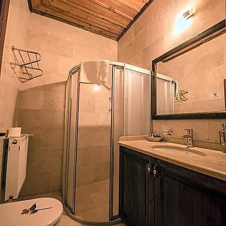 Old Greek House Hotel *